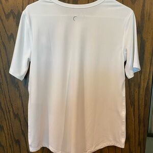 Zyia active white go to T-shirt size medium